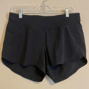 Lululemon Speed Up Women Black High-Rise Lined Running Shorts 2.5” inseam Size 8